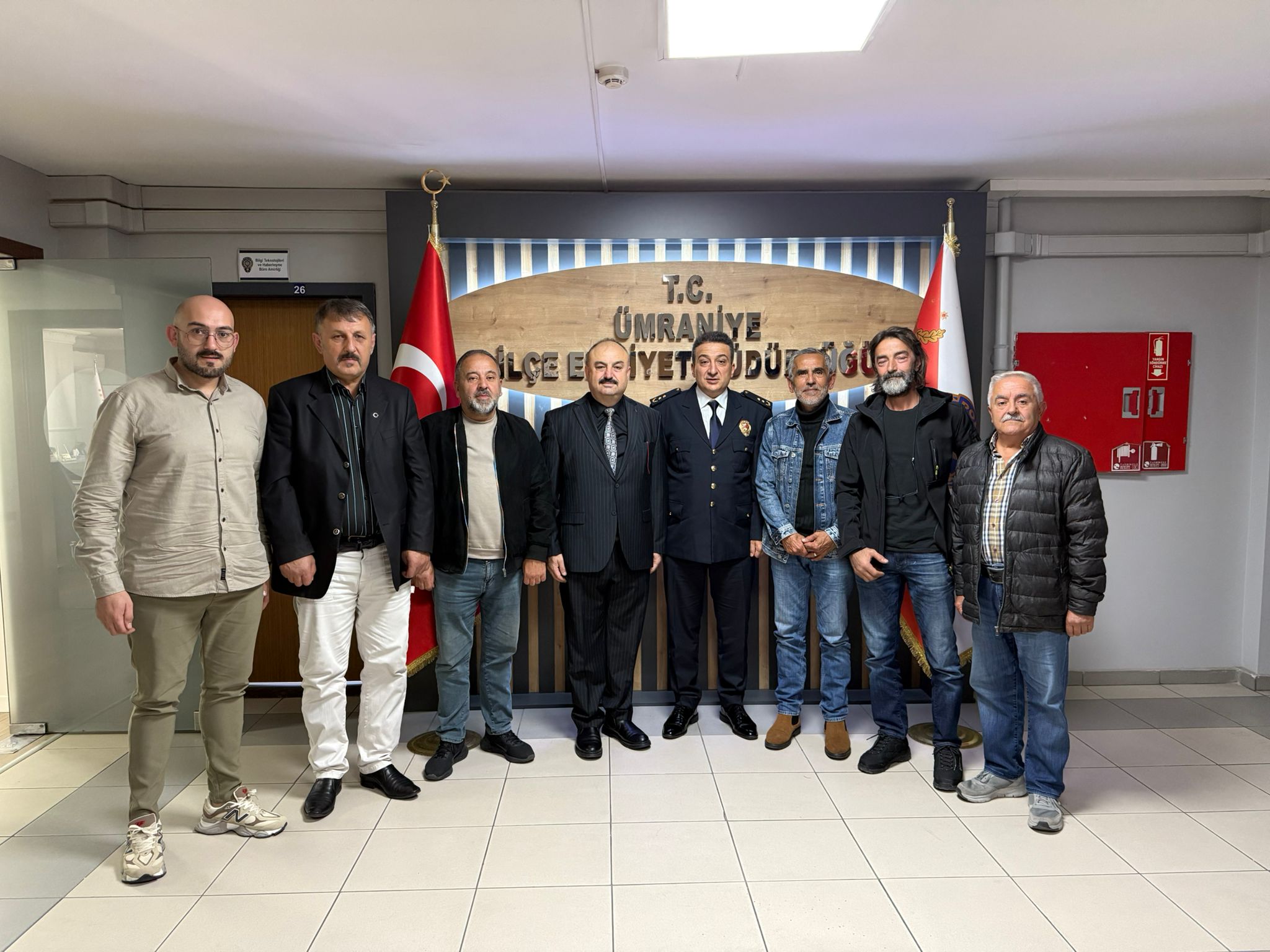 Ümraniye Esnaf Odası’ndan Emniyet Müdürü Adnan Ayhan’a Ziyaret